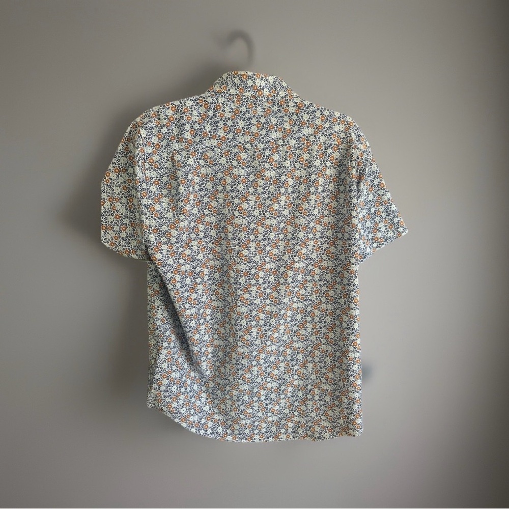 Report Collection Mens Floral Button Up Shirt NWOT Hyper Stretch - Picture 2 of 5